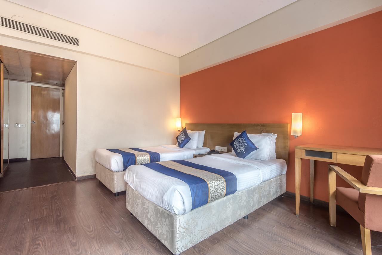 Oyo Flagship 584 Santacruz East Hotel Malad Luaran gambar